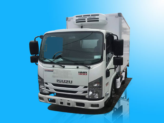 Xe đông lạnh Isuzu 2 tấn - NMR77EE4